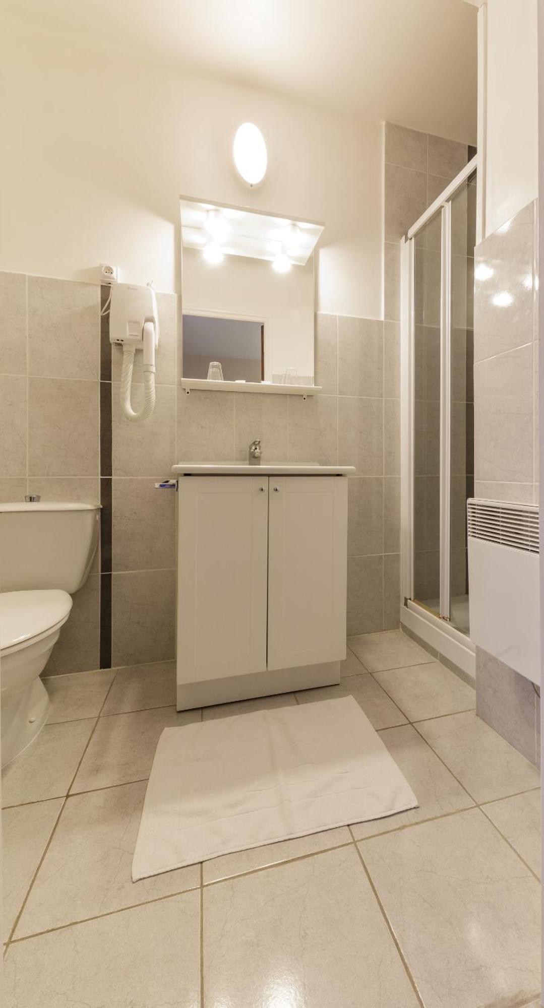 ช็องบร์ โดต โปเกต์ Hotel Cressensac-Sarrazac ภายนอก รูปภาพ