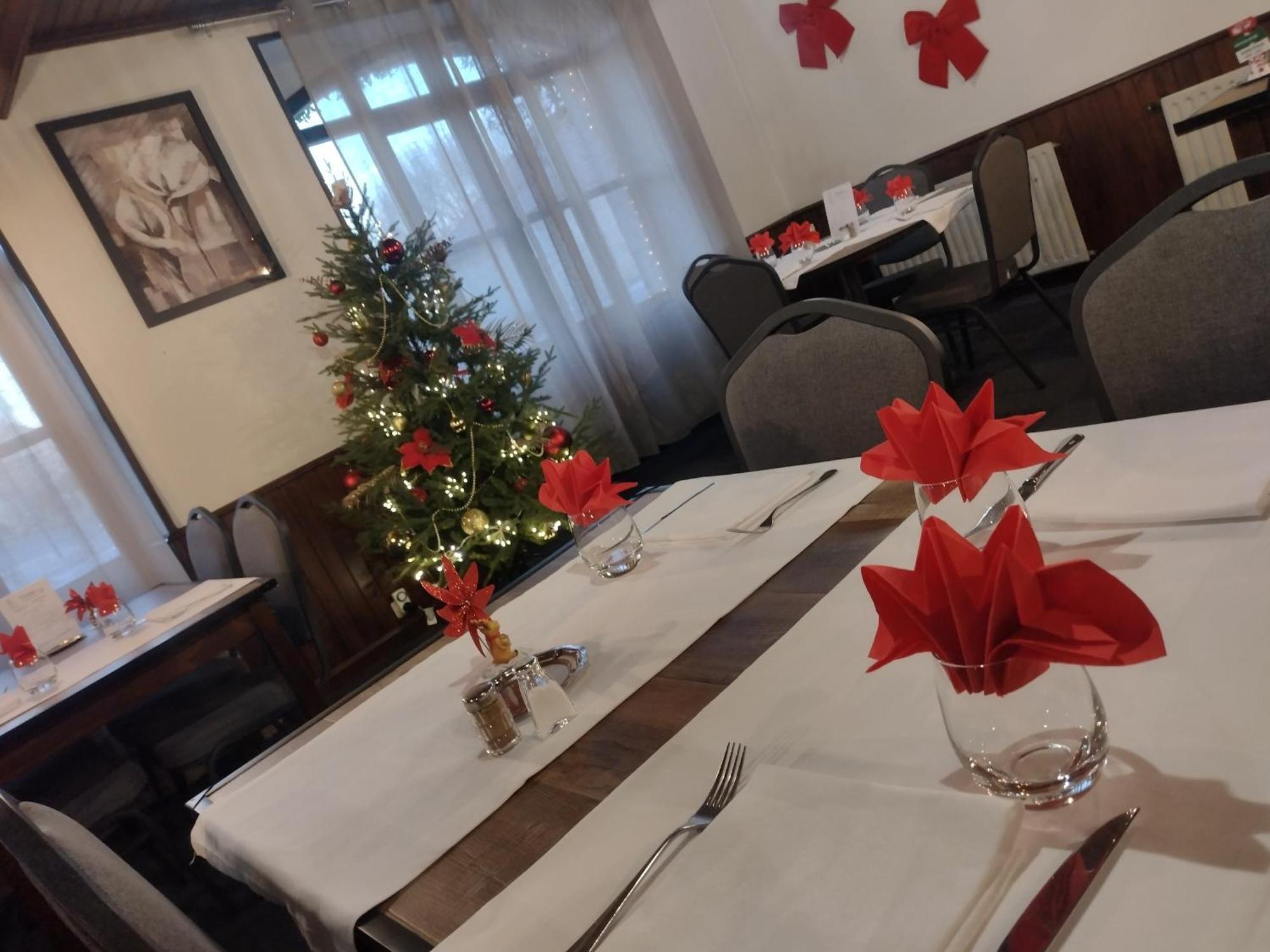 ช็องบร์ โดต โปเกต์ Hotel Cressensac-Sarrazac ภายนอก รูปภาพ