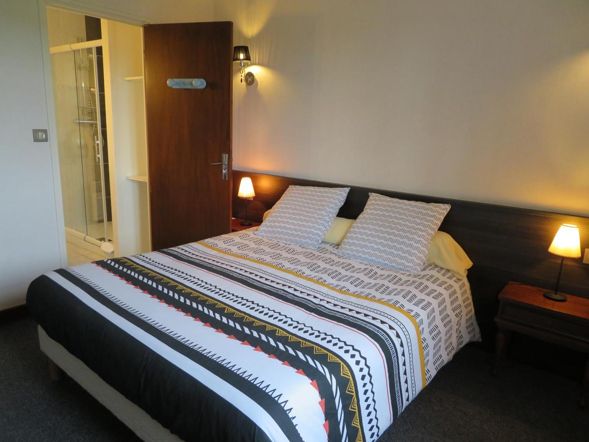ช็องบร์ โดต โปเกต์ Hotel Cressensac-Sarrazac ห้อง รูปภาพ